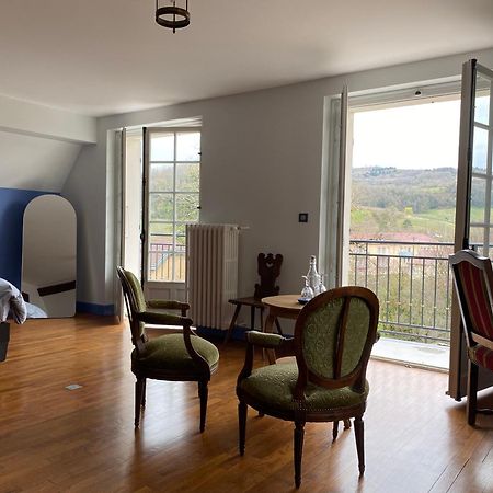 Longue Vue En Arbois Bed & Breakfast Exterior photo