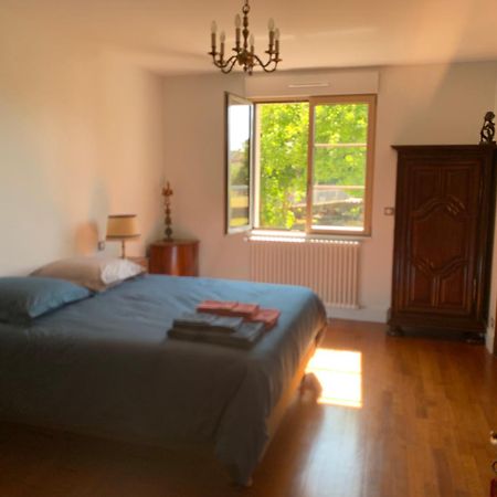 Longue Vue En Arbois Bed & Breakfast Exterior photo